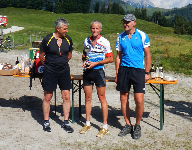 Juli 2015, das schwere Uphill-MTB-Rennen zur Angerlalm bei 38 °C im Schatten (9 km und 600 Hm): 1. Platz in meiner Altersklasse und Platz 39 von 135 Teilnehmern als ältester Fahrer