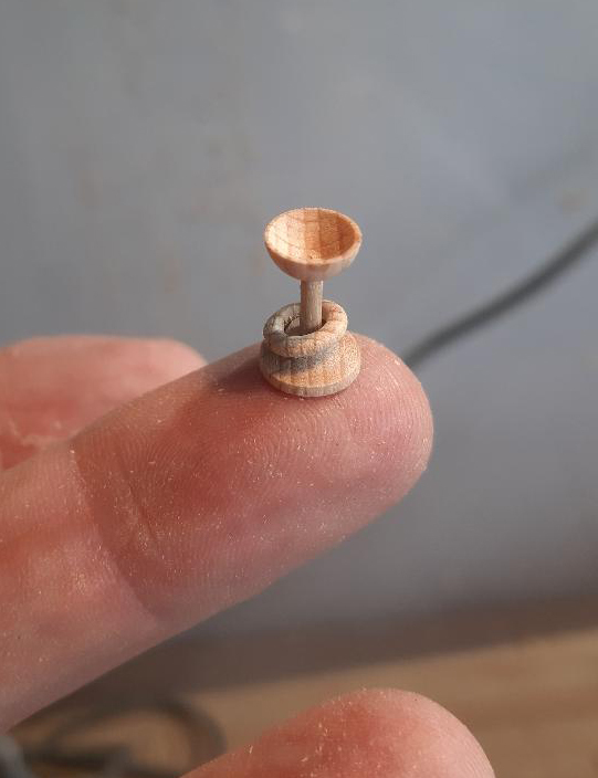 Mein kleinster Kelch mit einem gefangenen Ring – Gesamtgröße 10 mm